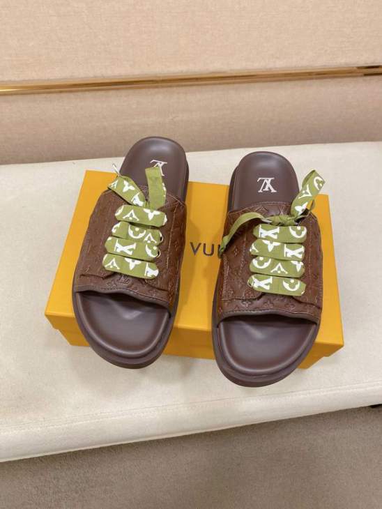 Picture of Louis Vuitton Slippers _SKULVsz38-44hnh0822901